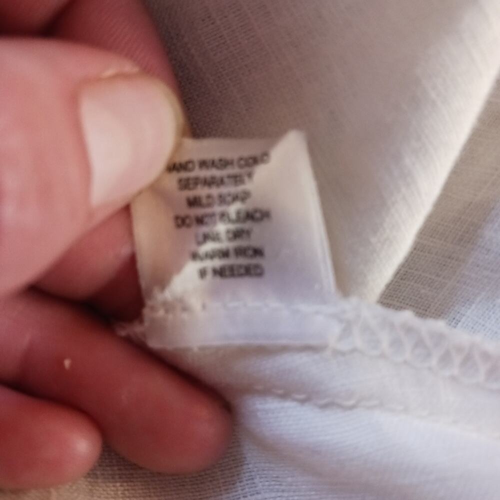For Cynthia 100% linen ivory asymmetrical top. Size M - Picture 6 of 6